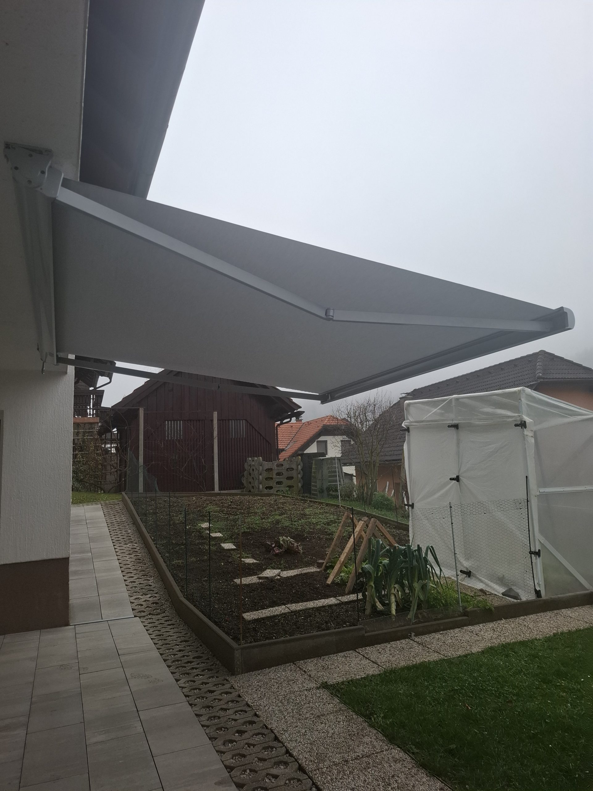 Kasetna model BASE LITE montirana v Gornjem Gradu leta 2025.